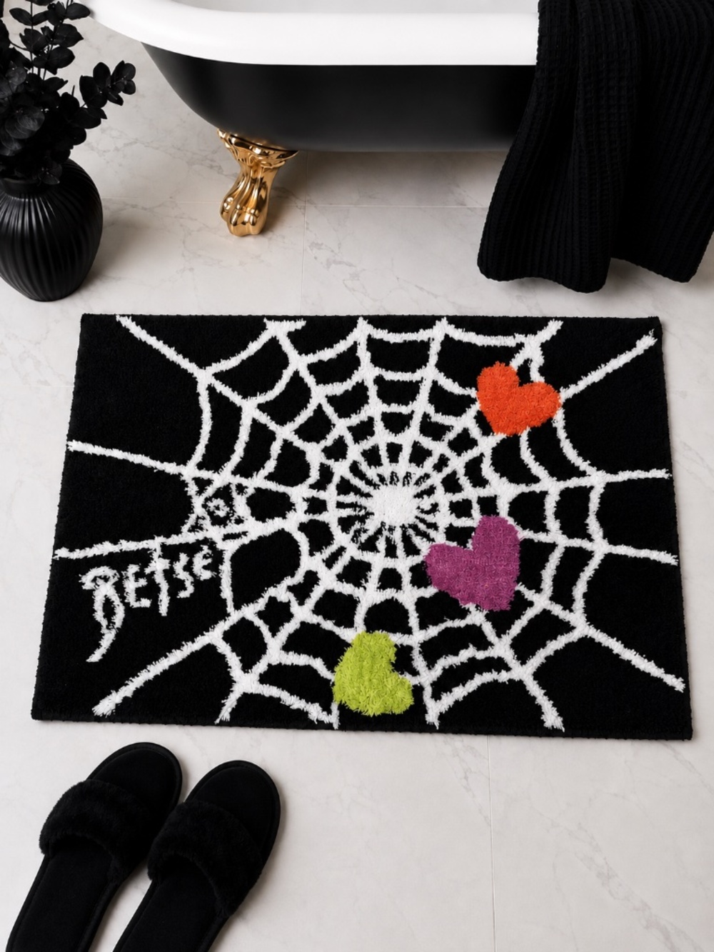 Betsey Johnson Spiderweb Hearts Bath Rug Mat 20x30 Black Halloween Gothic NWT